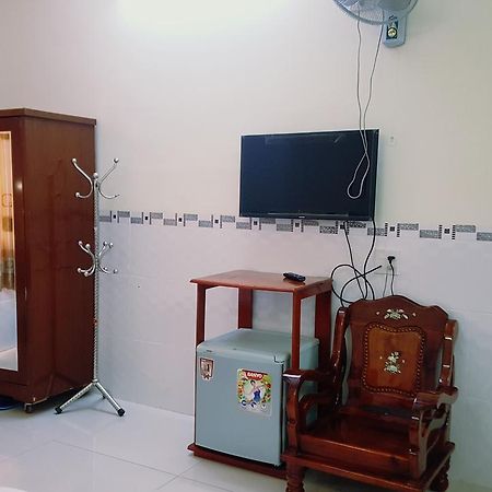 Huynh Nhu Hotel Cà Mau エクステリア 写真