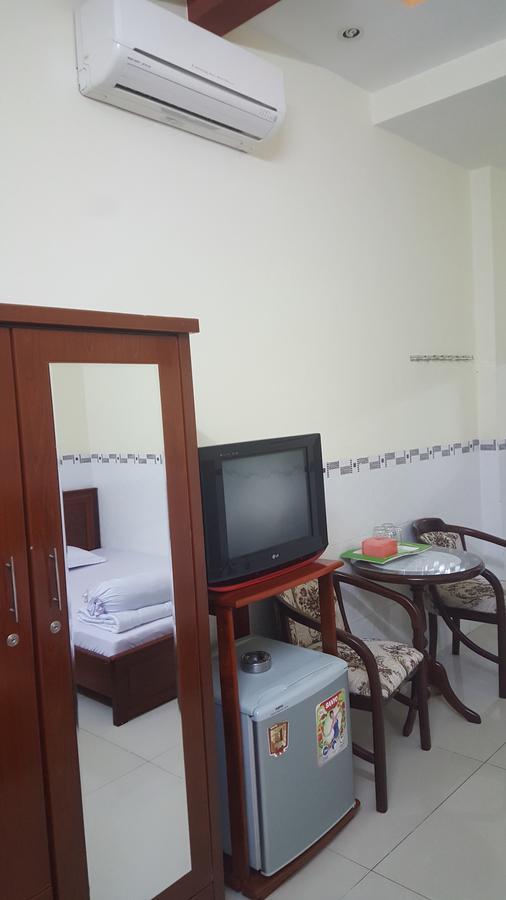 Huynh Nhu Hotel Cà Mau エクステリア 写真