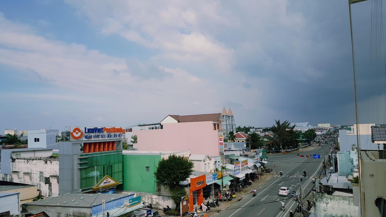 Huynh Nhu Hotel Cà Mau エクステリア 写真