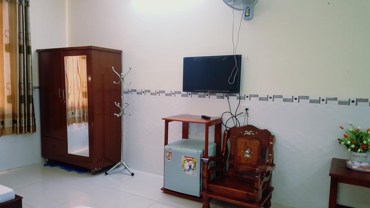 Huynh Nhu Hotel Cà Mau エクステリア 写真