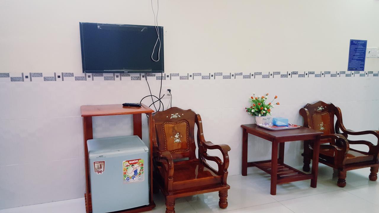 Huynh Nhu Hotel Cà Mau エクステリア 写真